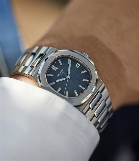 patek philippe nautilus 5800 買取額|used patek philippe watches for sale.